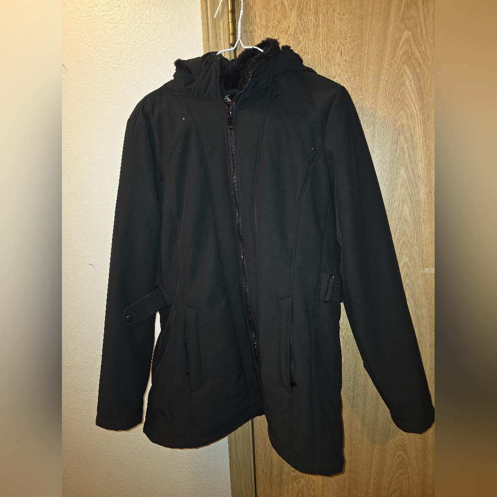 ZeroXposur Women's Black Hooded Raincoat